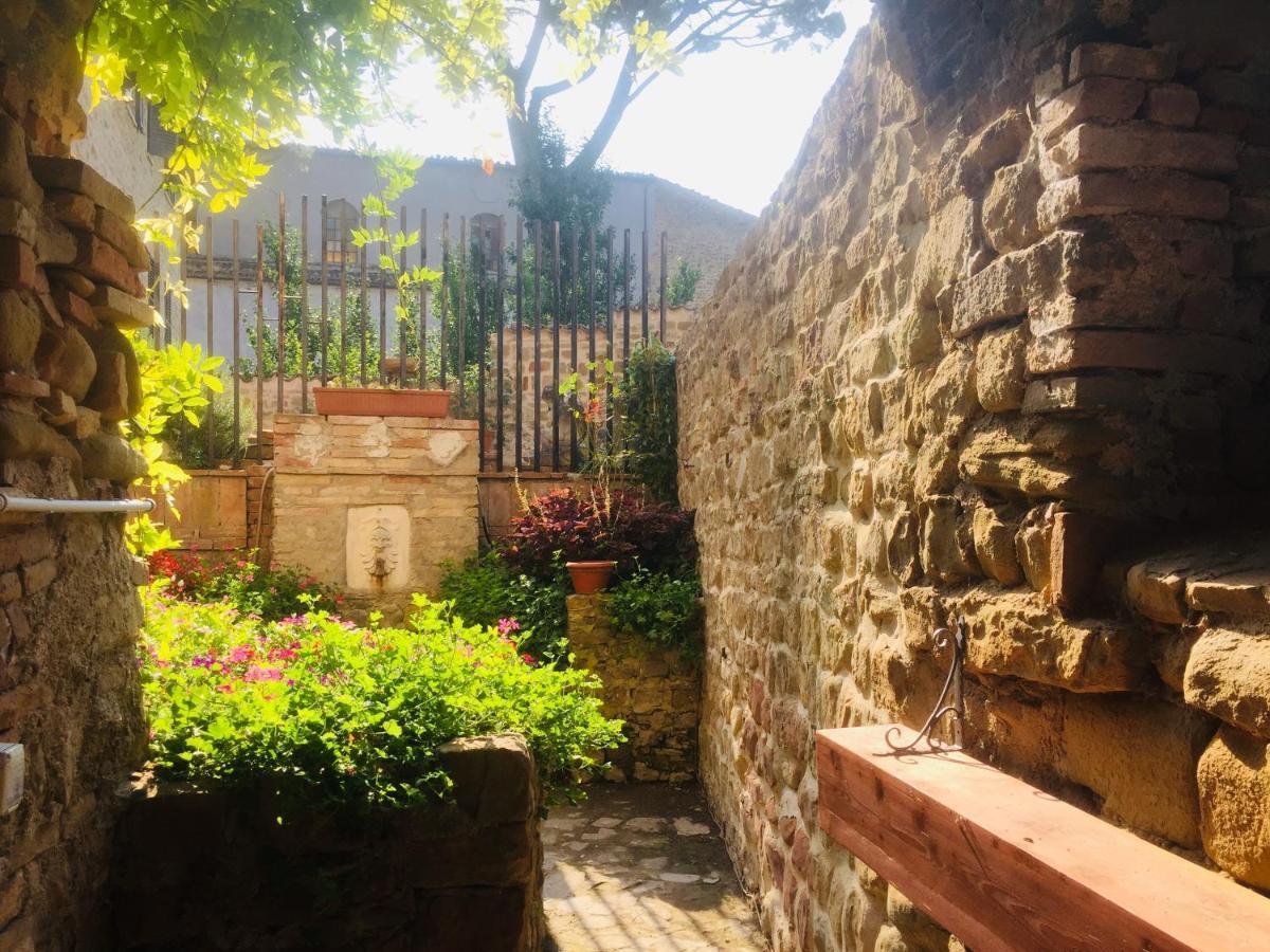 Est Locanda San Ginesio المظهر الخارجي الصورة